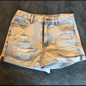 New American Eagle destroyed mom jean shorts